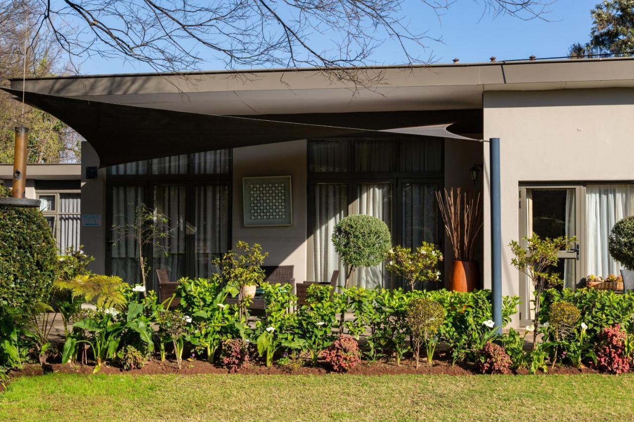 Glen Maine Guest House Претория Экстерьер фото