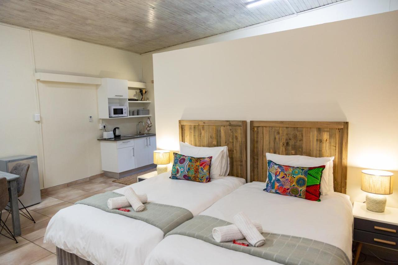 Glen Maine Guest House Претория Экстерьер фото